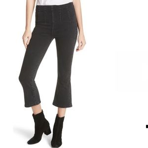 ✨SOLD✨Free People pull on cropped flare